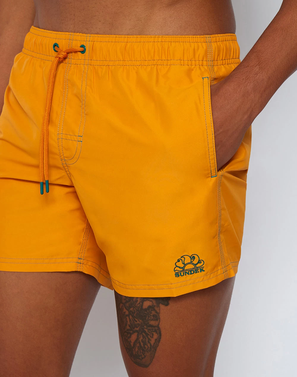 Sundek COSTUME DA BAGNO CORTO VITA ELASTICATA REPREVE® 3 Sundek COSTUME DA BAGNO CORTO VITA ELASTICATA REPREVE® - immagine 3