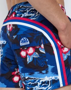 Sundek COSTUME DA BAGNO STAMPA SURFING THE HEAVEN REPREVE® -Moda Sconto MAN BOARDSHORT PRINTEDBOARDSHORT ELECTROBLUE M504BDRT3TV 675TV 3
